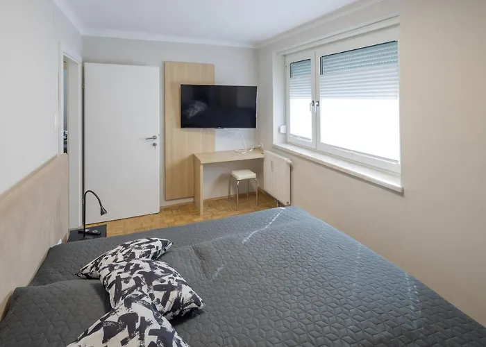 4 * Bruck an der Mur